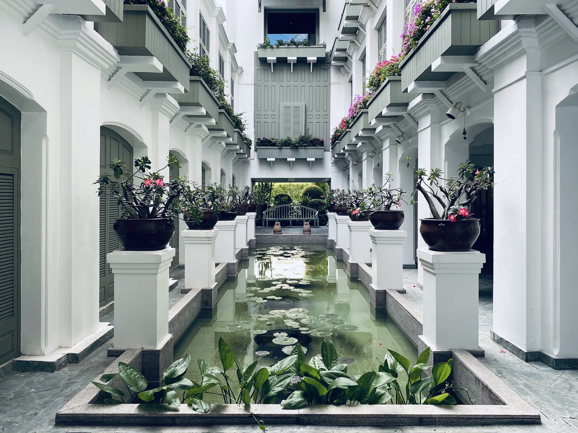 Bangkok's Oldest Hotel, Still Worth the Rate in 2026?