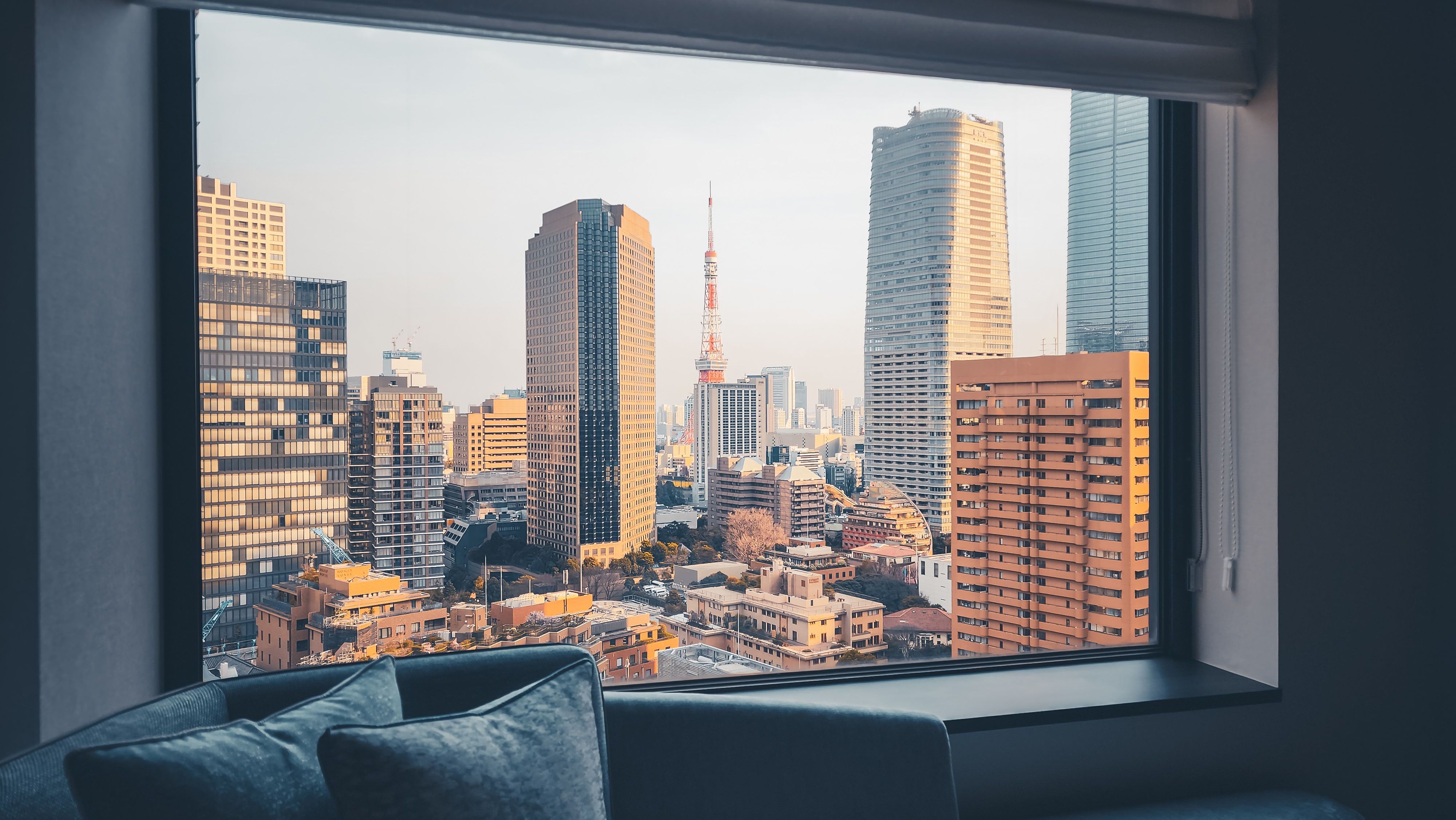 Tokyo's Peninsula Marunouchi: The View From Room 1620 — Worth the Rate?